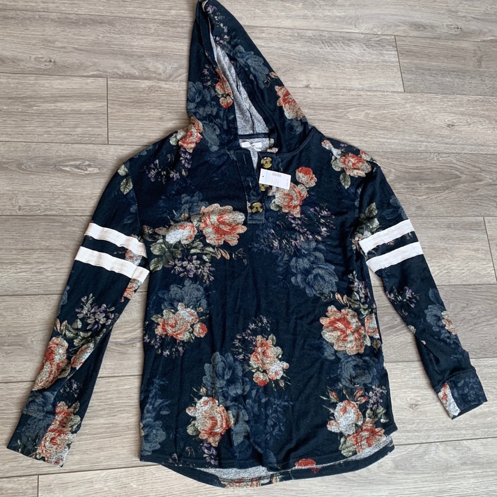 Hooded lightweight sweatshirt